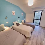 Grande Maison 10-12 Pers A Pied Vue Ferienhaus *