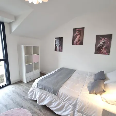 Maison Design En Bord De Hébergement de vacances *