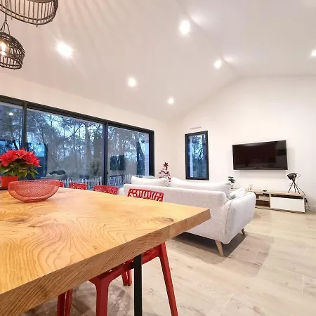 Holiday home Maison Design En Bord De